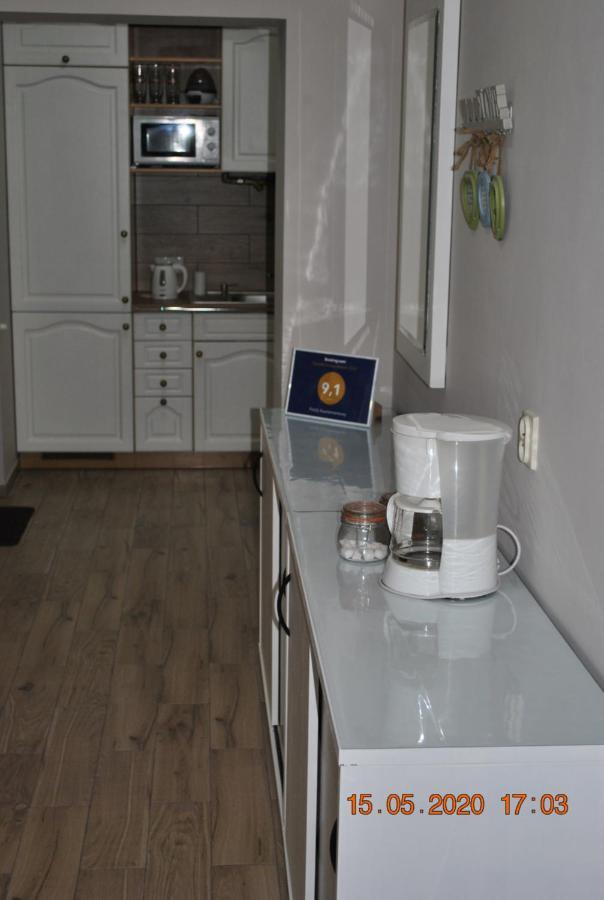 Pokoje Z Lazienkami Apartment Kolobrzeg Exterior photo